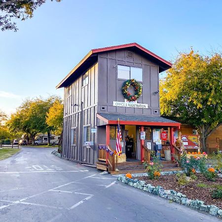 49'Er Village Rv Resort Plymouth Exterior foto