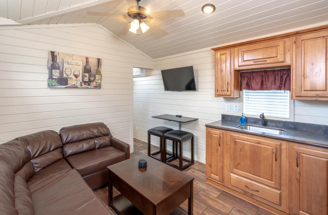 49'Er Village Rv Resort Plymouth Exterior foto