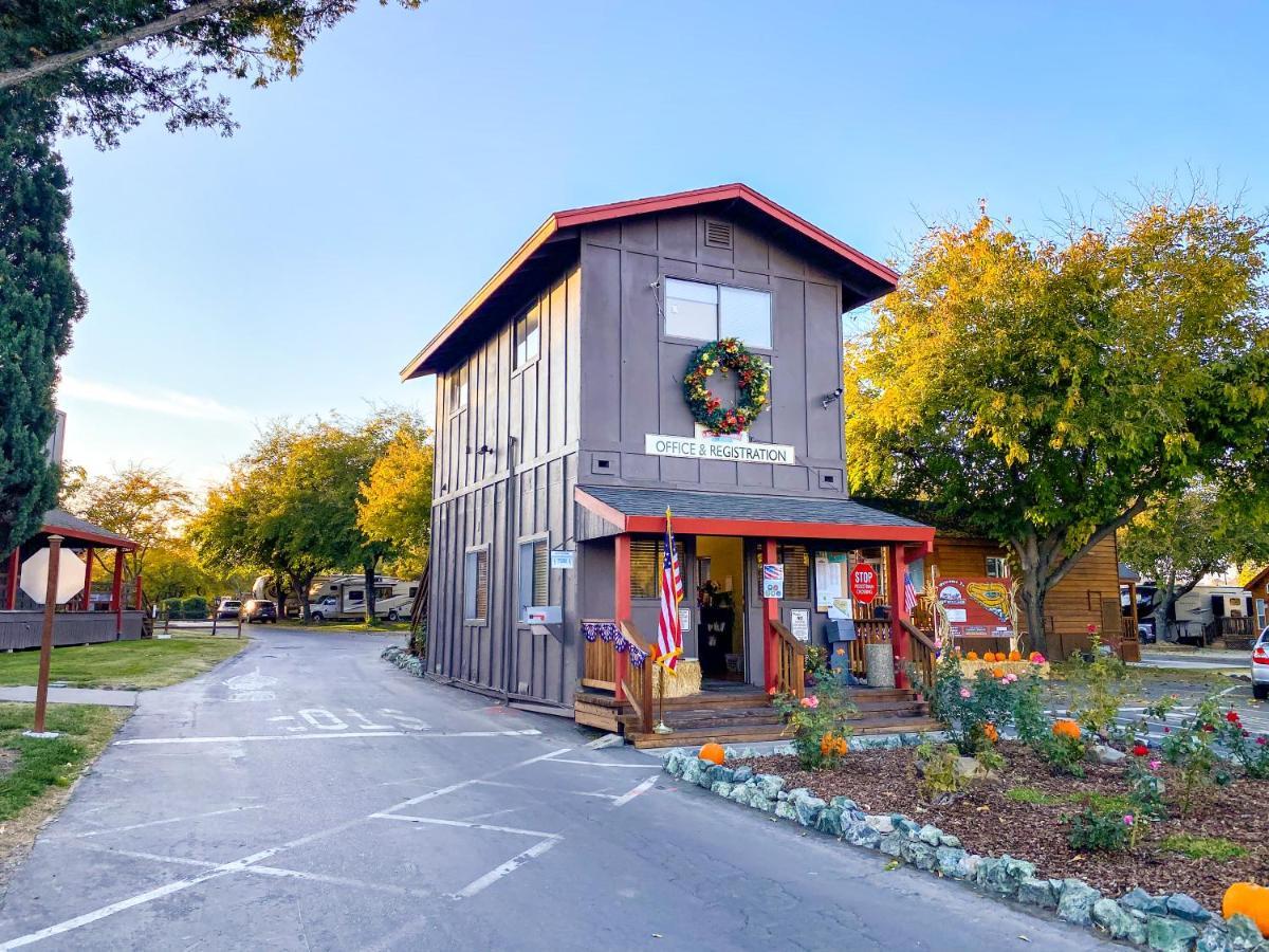 49'Er Village Rv Resort Plymouth Exterior foto