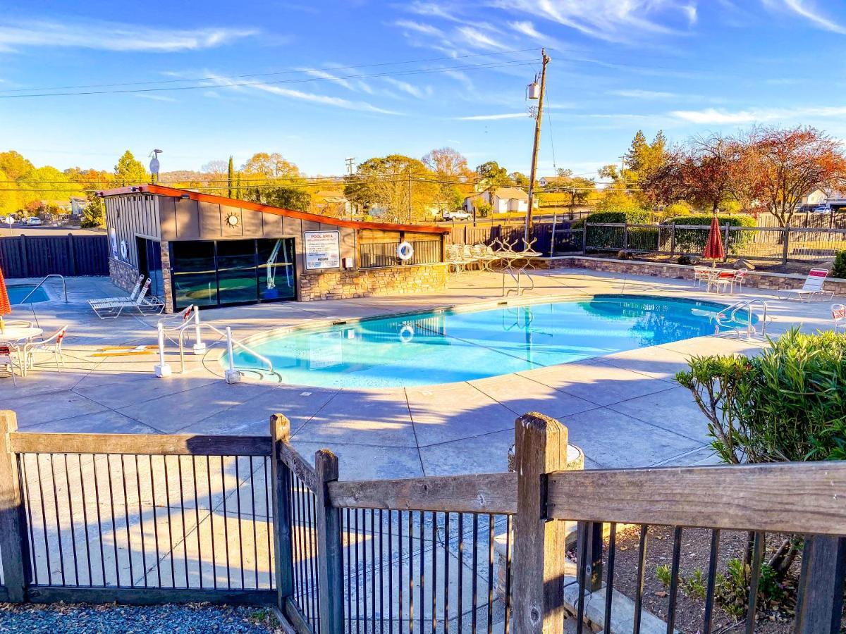 49'Er Village Rv Resort Plymouth Exterior foto